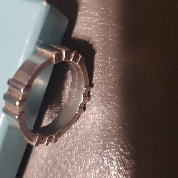 Tiffany new  gorgeous atlas ring new never worn gorgeous design box bag tiffany - Picture 3 of 7